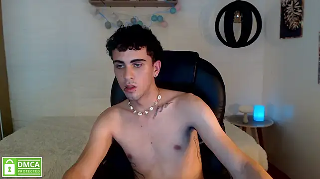 Онлайн чат XXX noah_bluex