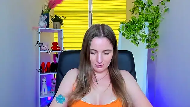 Mila-moon Chat XXX live