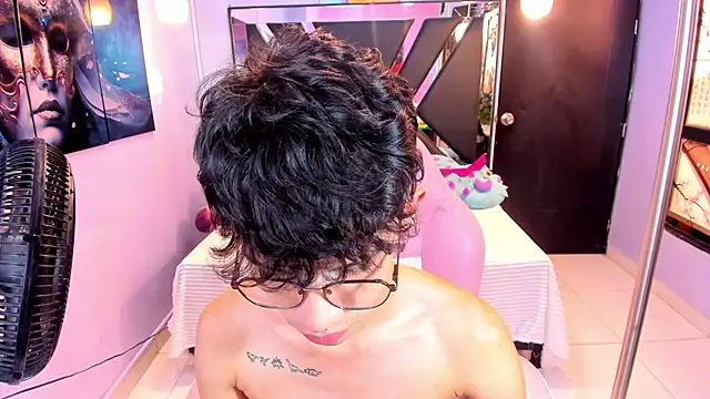 Chatroom XXX en direct de LiamHeatx