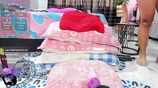 JhordanAndDanna live XXX chat