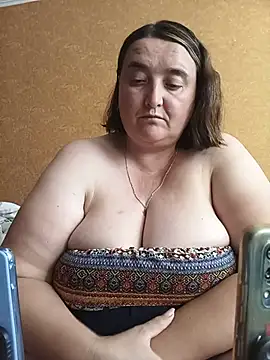 Živý XXX chat LiluHot
