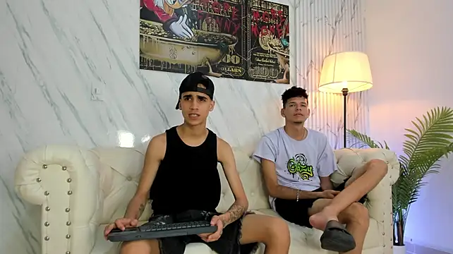 COOL_BOYS2n Live XXX chat