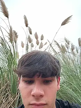 Jgucfubcd élő XXX-chatje
