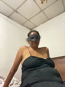 Lisa-40 Chat XXX in diretta