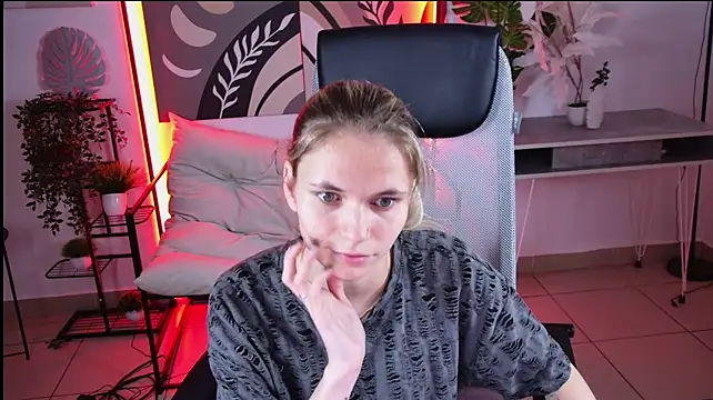 Chatroom XXX en direct de effyfetcher