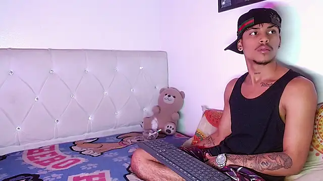 Angel_foxc13 XXX чат на живо