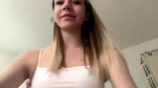 LeomaCrozat's Live XXX Chat