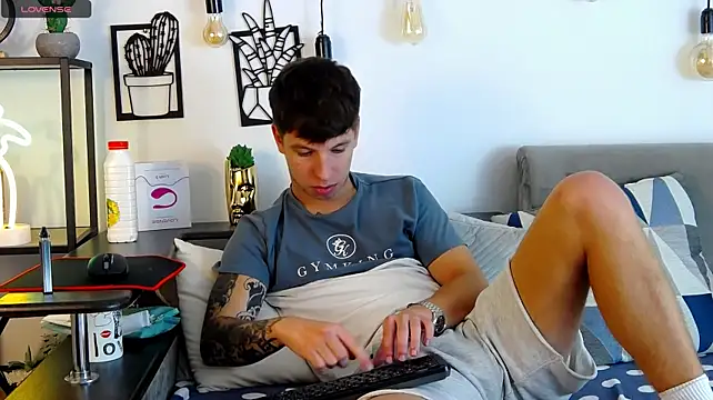 Czat XXX na żywo – ThomasEdisonn