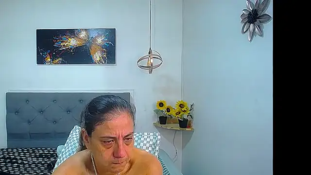 sasi_luna Adlı Modelin Canlı XXX Sohbeti
