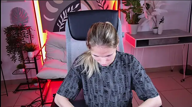 effyfetcher – Naživo XXX chat