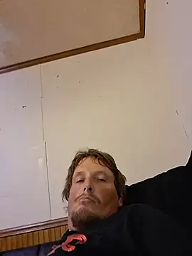 bushhogger8371's Live XXX Chat