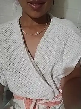 Helen-nn 现场XXX聊天