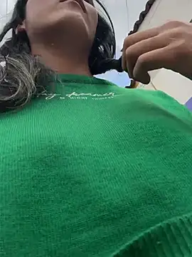 Cami_Leon2 লাইভ XXX চ্যাট