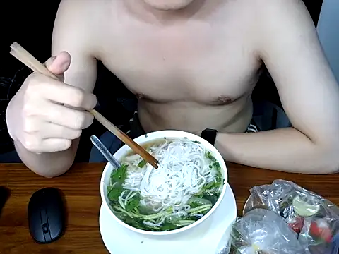 XXX chat uživo modela Louis_Caoxxx