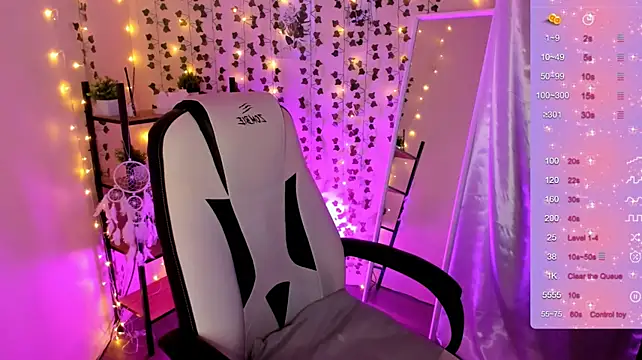 XXX chat uživo modela CharliGrace_