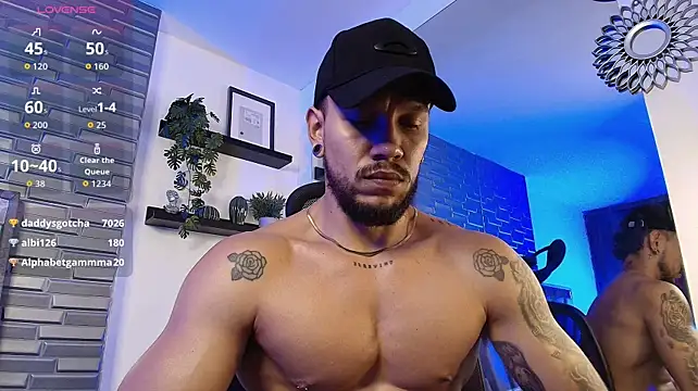 Živý XXX chat ARON_TAYLER01