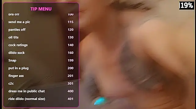 צ'אט XXX בשידור חי של cassiemichellexx