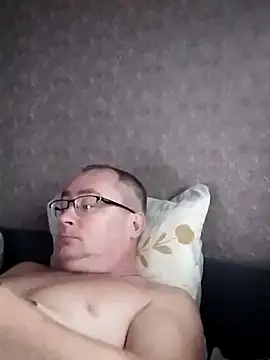 Nika_Malay – Kamerová šou