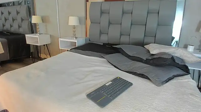 Charlie___Musk Live chatroom