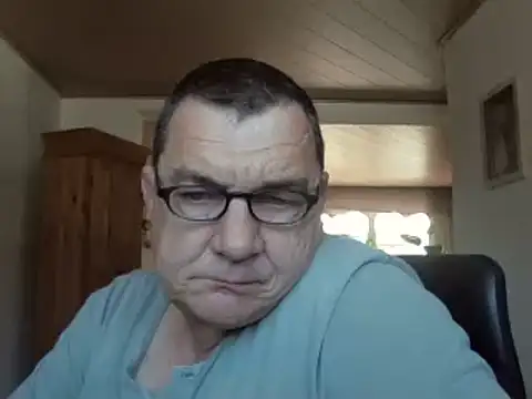 Nobbie444 Live XXX Chat