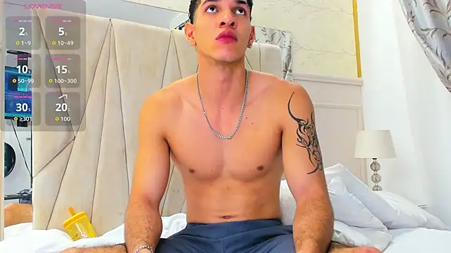 Adrien_Monteiro Chat XXX live