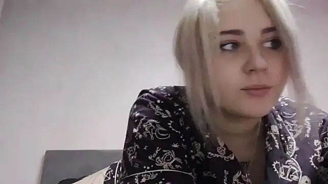 IsaWhitton's Live XXX Chat