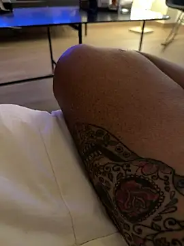 Mike69F Chat XXX live