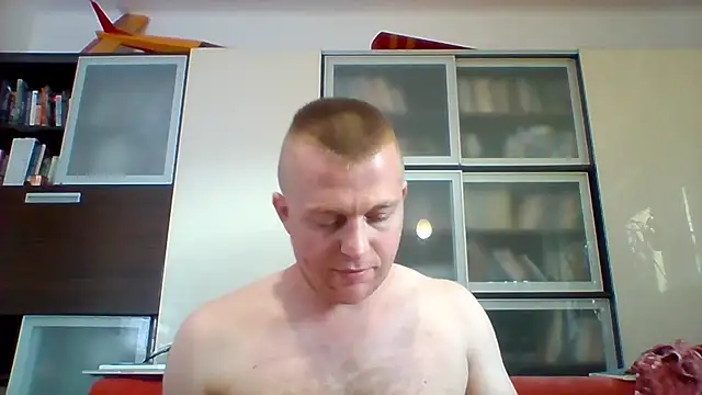 Matttthees Chat XXX live