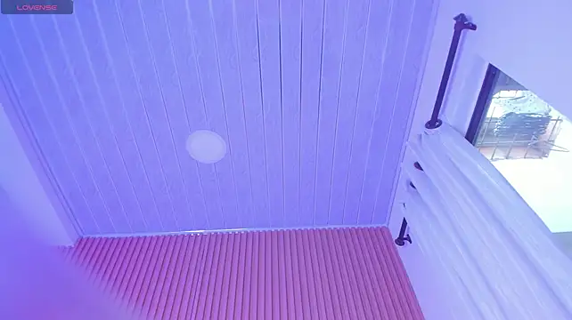 XXX chat uživo modela rouse_lili