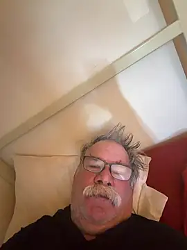 Caesar_Baxter Live XXX-chat