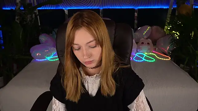 XXX chat uživo modela LizzaMoonn