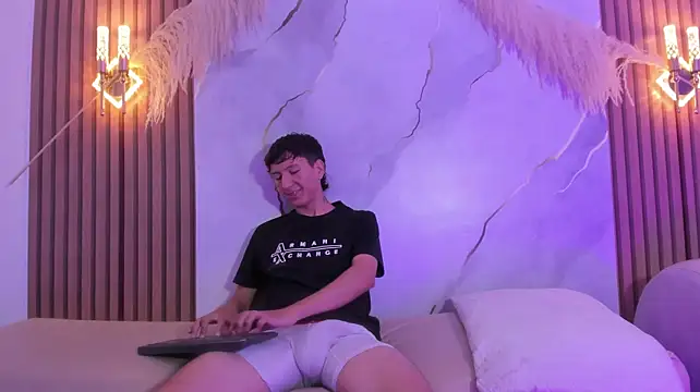 Sammy_OS Live XXX Chat
