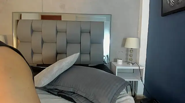 Charlie___Musk 라이브 XXX 채팅