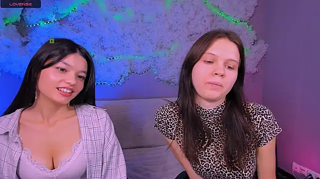 Živý XXX chat itscharlliee