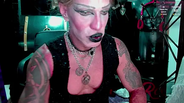 XXX chat uživo modela LILITHMADAME