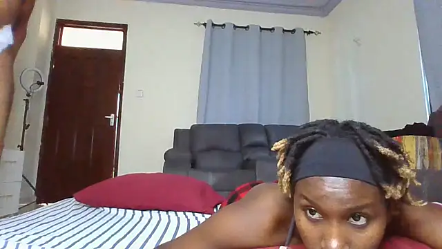 Luxelle Chat XXX in diretta