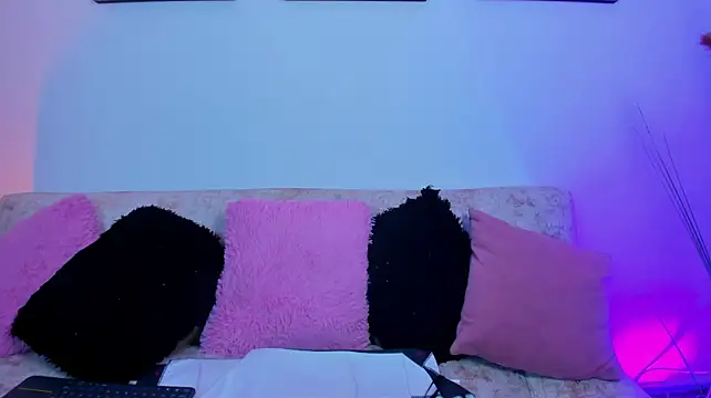 leah_bx Chat XXX in diretta