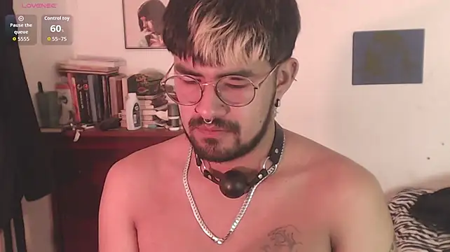 Chat XXX ao vivo de Alfred-Rein