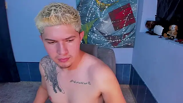 Chat +18 de patrik_027 ao vivo