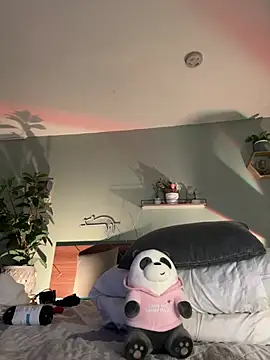 YariRosen Live XXX chat