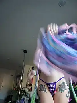 LucidLucy XXX чат на живо