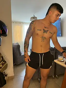 Christopher_strongg Live XXX-chat