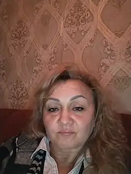 Chat +18 de Sunny_ladyy ao vivo