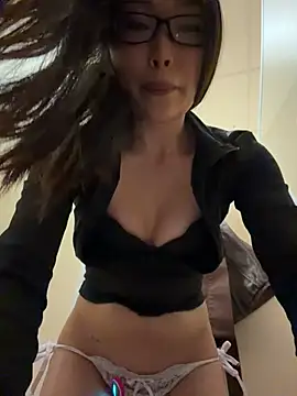 trytomakememoam Chat XXX live
