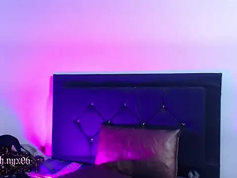 lilithnyx333 Adlı Modelin Canlı XXX Sohbeti