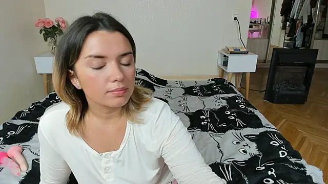BrightDani – Live XXX-chat