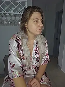 XXX chat uživo modela ScarletsWeb