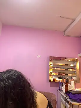 Chat +18 de Nails_Lucia ao vivo