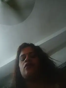 XXX chat uživo modela Princessroooh