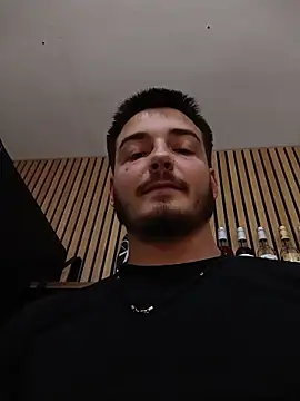Zevs777s 라이브 XXX 채팅